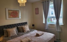 & Cosy Apartment In The Heart Of Stokes Croft